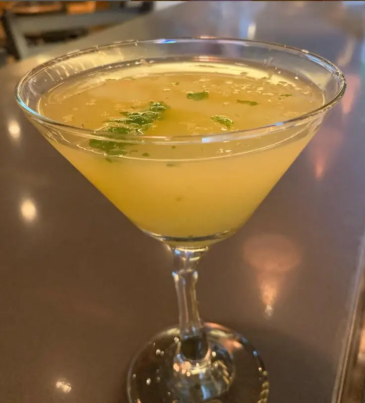 Tokyo Mule, Japanese whiskey with ginger and lime