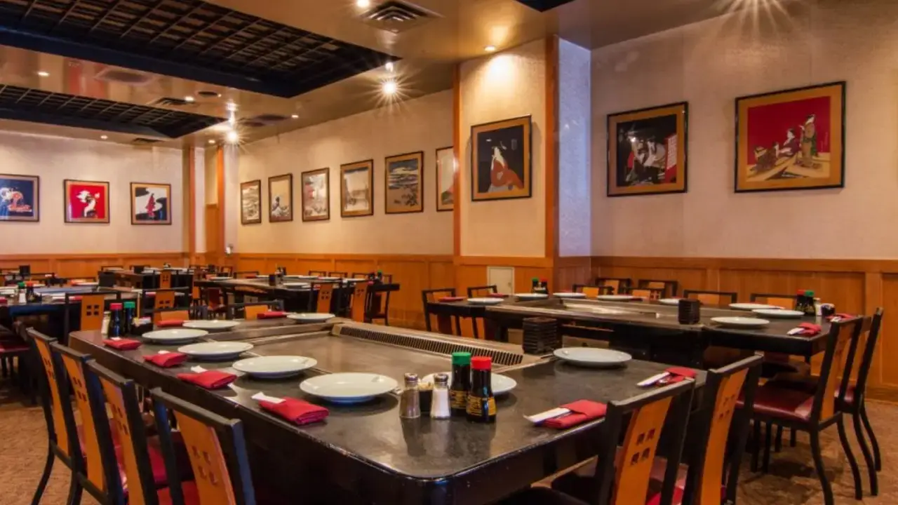 Comfortable seating arrangement at Jinbeh
